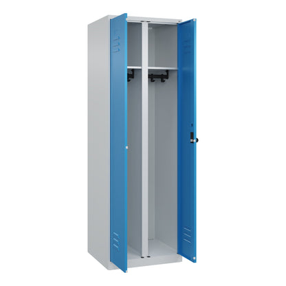 C+P Kleiderspind Classic PLUS 600 x 1.850 x 500 mm (B x H x T) 2 Abteile Stahl Farbe der Front: lichtblau Farbe des Korpus: lichtgrau