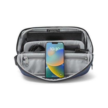 Hotbox Aufbewahrungstasche Utility Pouch Kabel, Ladegeräte 27 x 18 x 8 cm (B x H x T) Reißverschluss Polyester, 100 % recycelt blau