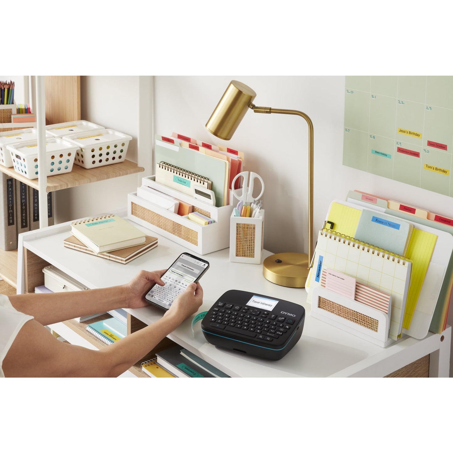 DYMO® Beschriftungsgerät LabelManager® Executive 640 CB 5 Display-Zeilen 9 Schriftgrößen inkl. 3 Schriftbandkassetten (1 x 24 mm x 7 m, 1 x 19 mm x 7 m, 1 x 12 mm x 7 m, schwarz auf weiß), USB-C-Ladekabel