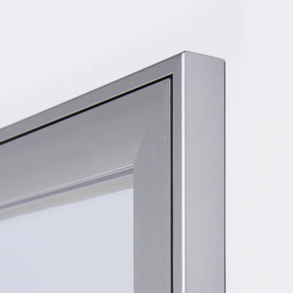 Showdown® Displays Schaukasten Innenbereich, regengeschützter Außenbereich 74,1 x 69,6 x 2,3 cm (B x H x T) 6 x DIN A4 mit Schloss Aluminium silber