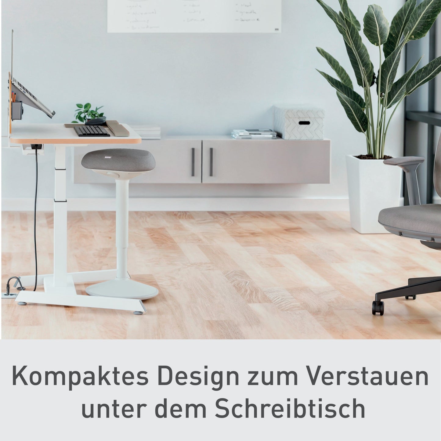 Leitz Sitz-Steh-Hocker Ergo Active 38cm 100 % Post-Consumer-Recycling-Material dunkelgrau