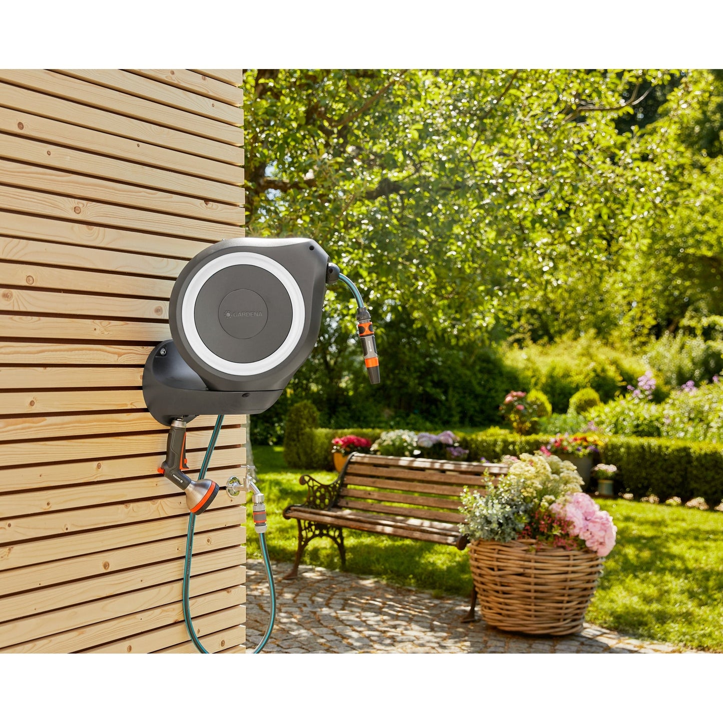 GARDENA Schlauchaufroller RollUp M 22,8 x 48,8 x 45,1 cm (B x H x T) 20 m, Anschlussschlauch: 1,5m 8,3kg