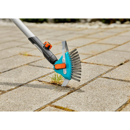 GARDENA Unkrautentferner combisystem 5,5 x 16,5 x 16 cm (B x H x T) Zubehör erforderlich: Zubehör erforderlich GARDENA Teleskopstiel Combisystem 03719-20 0,23kg