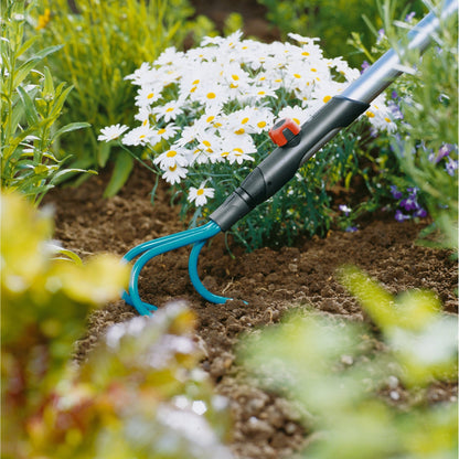GARDENA Handgrubber combisystem 9cm Zubehör erforderlich erforderliches Zubehör: GARDENA Teleskopstiel Combisystem 03719-20 Edelstahl