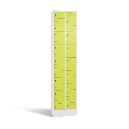 C+P Schließfachschrank Intro 30 Fächer Stahl, lackiert Farbe der Front: clowngrün