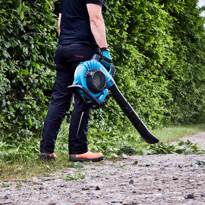 Makita® Laubsauger DUB363 804m³/h 234km/h 7.850 U/Min. Akku inkl. Runddüse 72, 2 x Saugrohr (A/B), Blasrohr 90-72, Absaug-Set, Sechskantstiftschlüssel (4 mm), 2 x Akku BL 1850B, Doppelakkuladegerät DC18RD